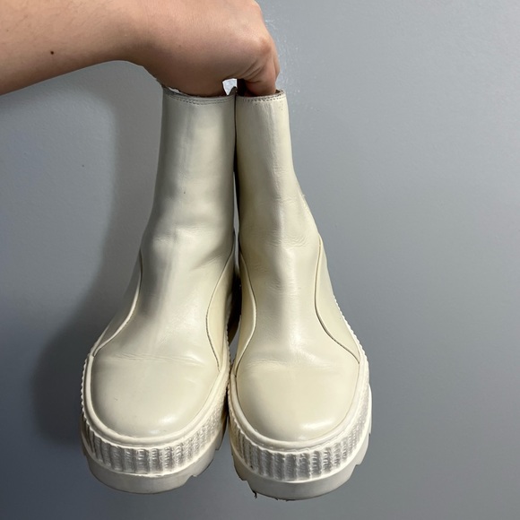 Puma x Fenty White Platform Lug Style Chelsea Boots - Size 8.5 - Picture 2 of 6